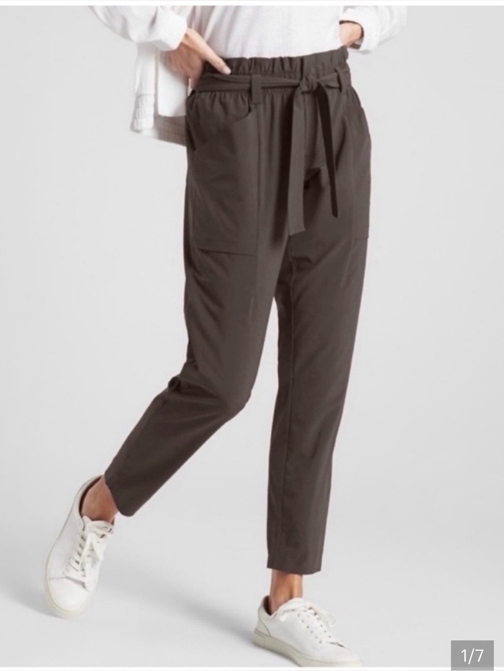 Athleta Skyline belted pull on pants 2p